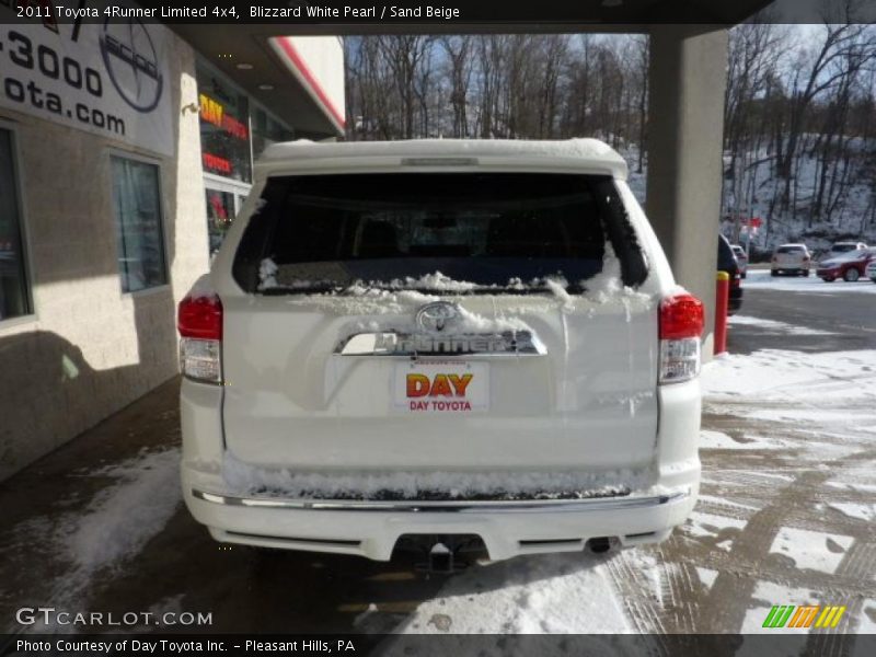 Blizzard White Pearl / Sand Beige 2011 Toyota 4Runner Limited 4x4