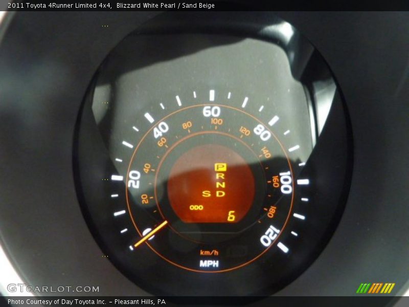 Blizzard White Pearl / Sand Beige 2011 Toyota 4Runner Limited 4x4