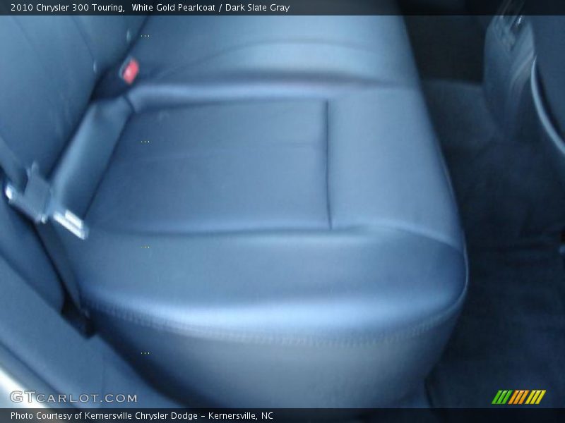 White Gold Pearlcoat / Dark Slate Gray 2010 Chrysler 300 Touring