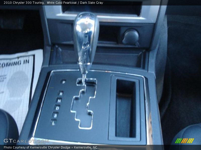 White Gold Pearlcoat / Dark Slate Gray 2010 Chrysler 300 Touring