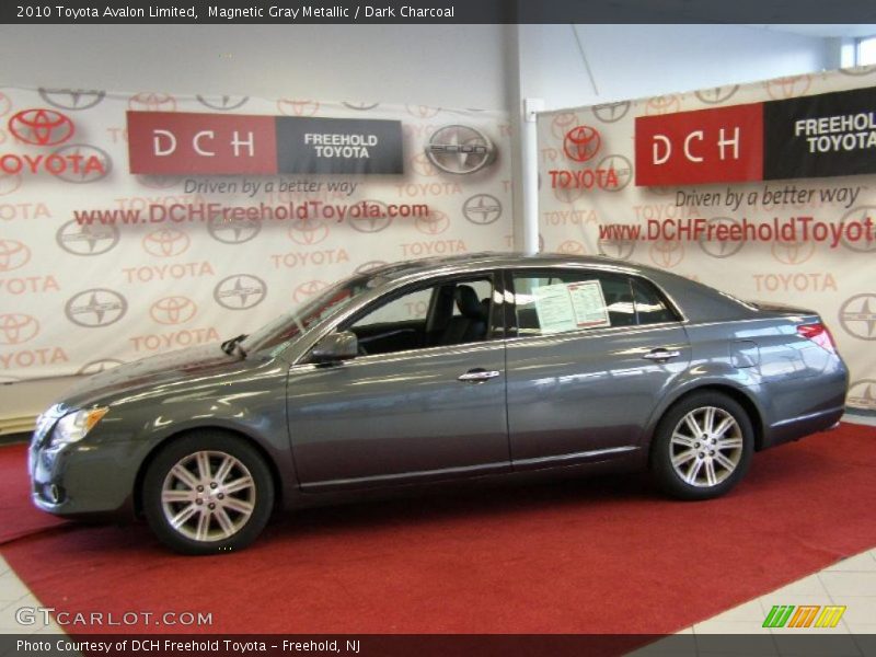 Magnetic Gray Metallic / Dark Charcoal 2010 Toyota Avalon Limited