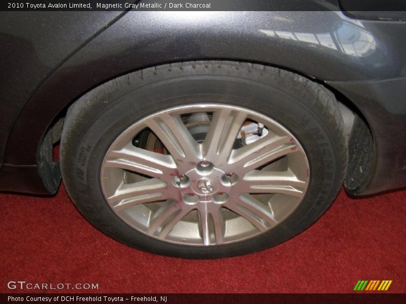 Magnetic Gray Metallic / Dark Charcoal 2010 Toyota Avalon Limited