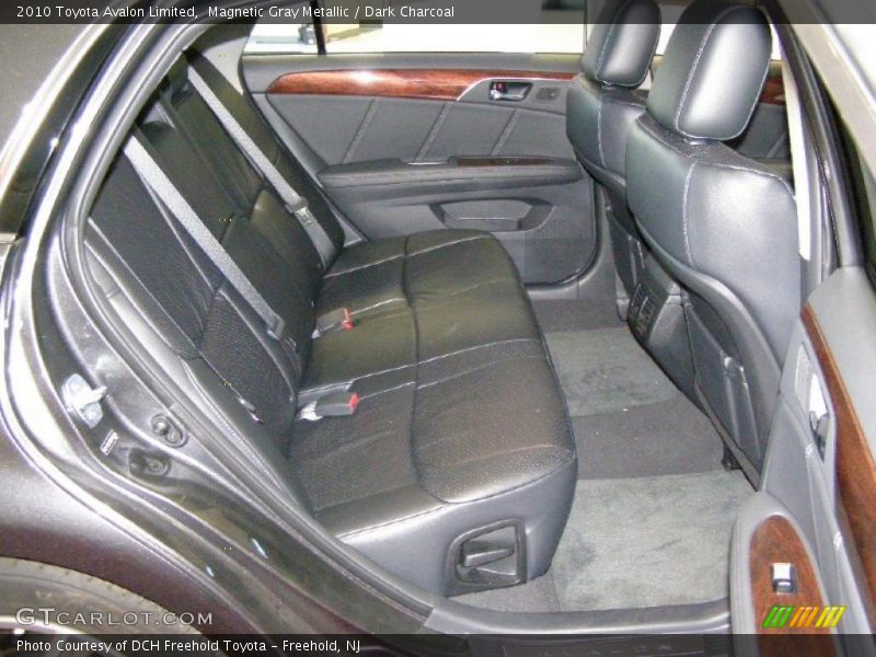 Magnetic Gray Metallic / Dark Charcoal 2010 Toyota Avalon Limited