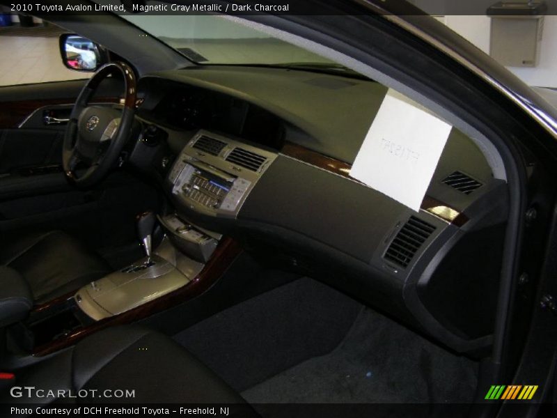 Magnetic Gray Metallic / Dark Charcoal 2010 Toyota Avalon Limited