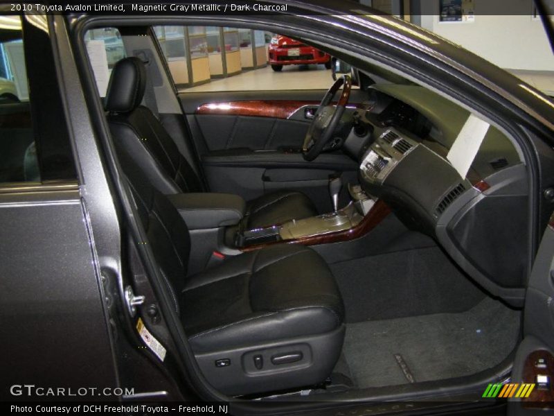 Magnetic Gray Metallic / Dark Charcoal 2010 Toyota Avalon Limited