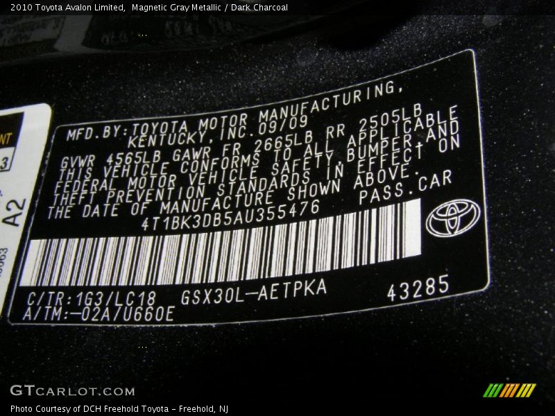 Magnetic Gray Metallic / Dark Charcoal 2010 Toyota Avalon Limited