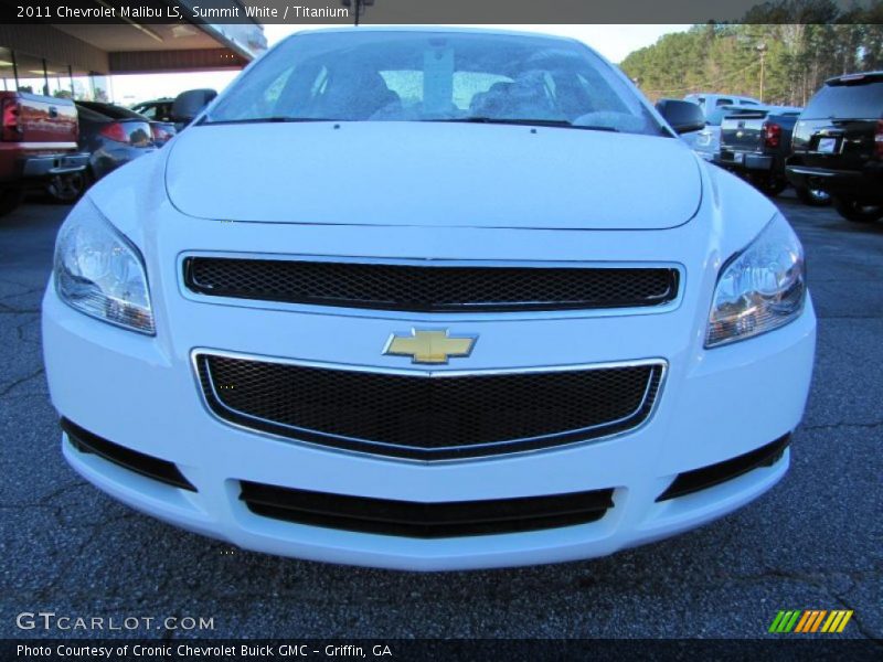 Summit White / Titanium 2011 Chevrolet Malibu LS