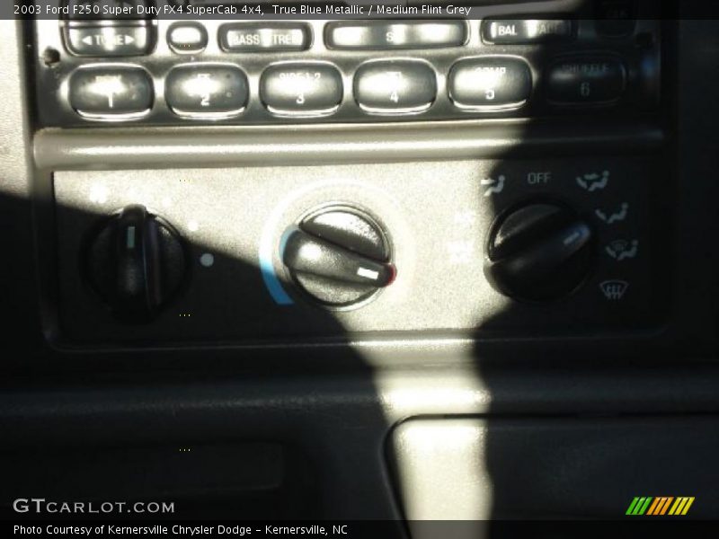 True Blue Metallic / Medium Flint Grey 2003 Ford F250 Super Duty FX4 SuperCab 4x4