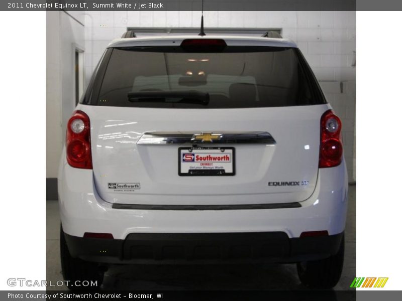 Summit White / Jet Black 2011 Chevrolet Equinox LT