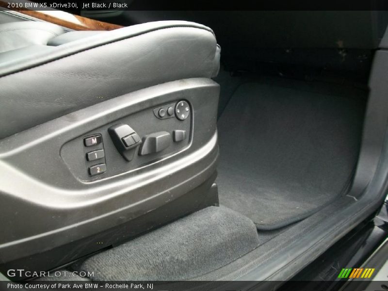 Jet Black / Black 2010 BMW X5 xDrive30i
