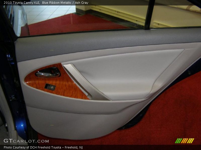 Blue Ribbon Metallic / Ash Gray 2010 Toyota Camry XLE