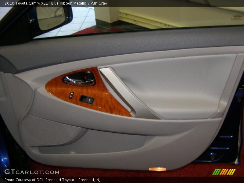 Blue Ribbon Metallic / Ash Gray 2010 Toyota Camry XLE