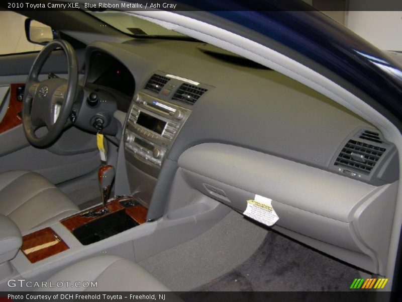 Blue Ribbon Metallic / Ash Gray 2010 Toyota Camry XLE