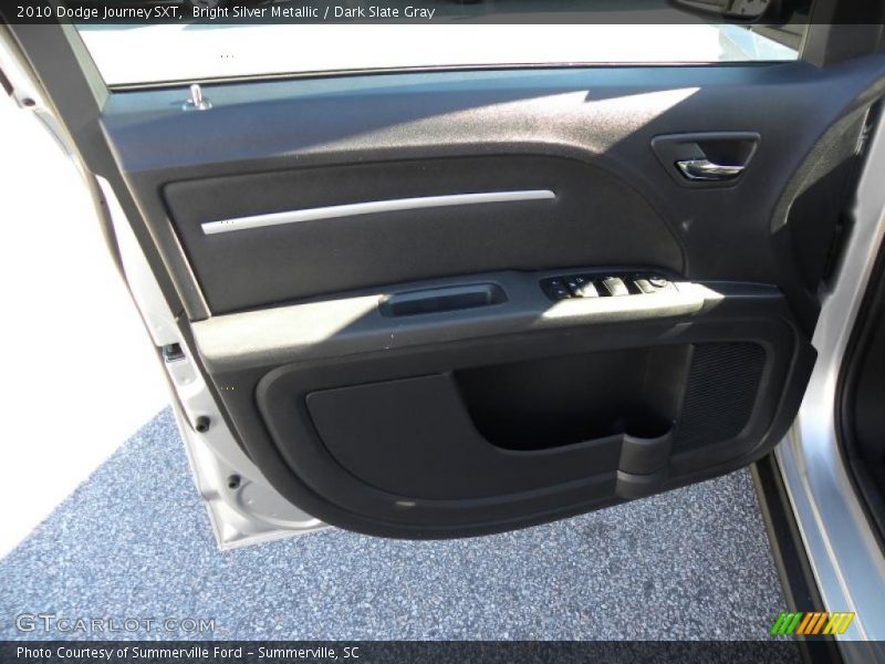 Bright Silver Metallic / Dark Slate Gray 2010 Dodge Journey SXT