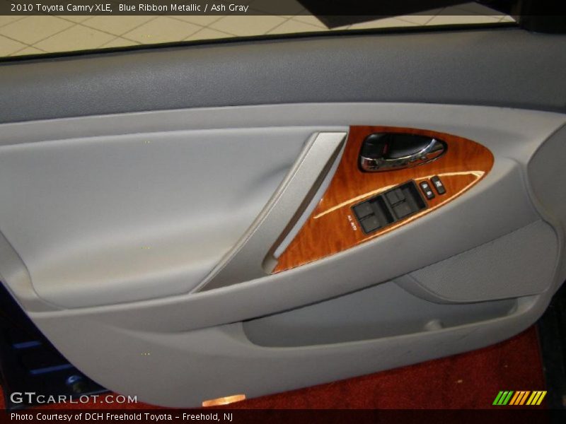 Blue Ribbon Metallic / Ash Gray 2010 Toyota Camry XLE