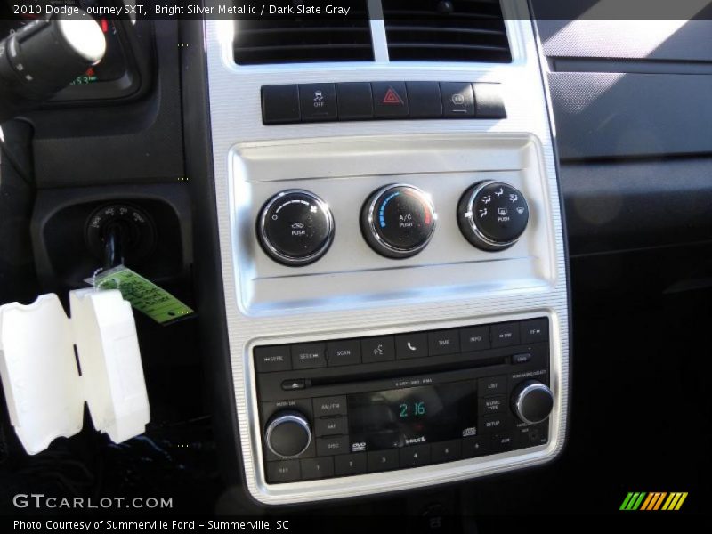 Bright Silver Metallic / Dark Slate Gray 2010 Dodge Journey SXT