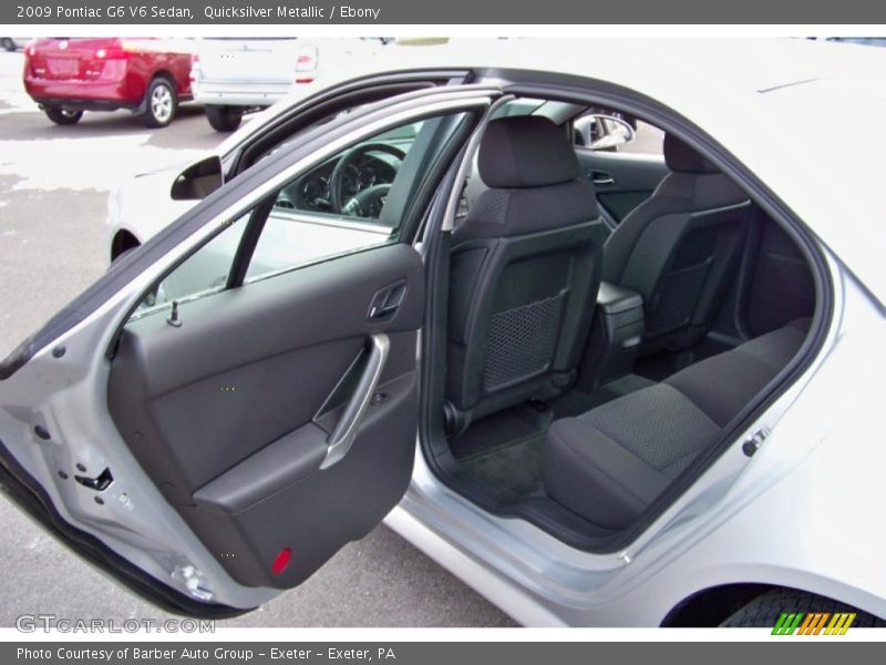  2009 G6 V6 Sedan Ebony Interior
