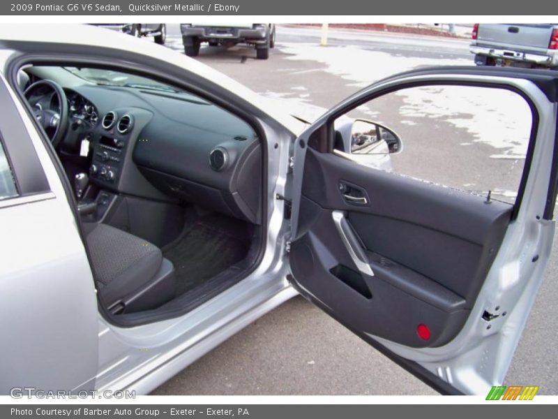 Door Panel of 2009 G6 V6 Sedan