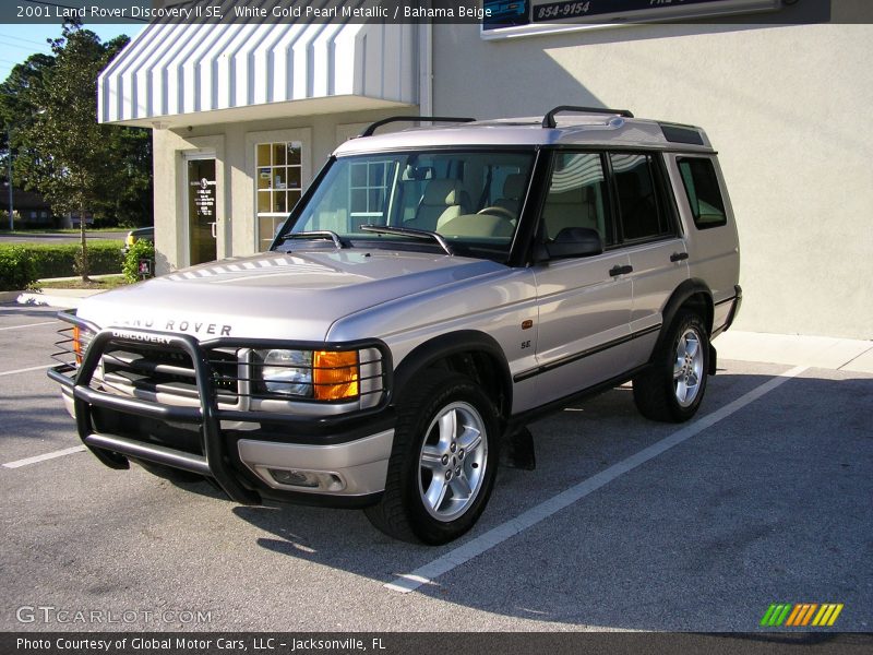 White Gold Pearl Metallic / Bahama Beige 2001 Land Rover Discovery II SE
