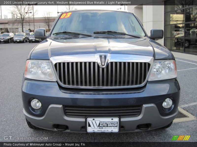 Medium Wedgewood Blue Metallic / Light Parchment 2003 Lincoln Navigator Luxury 4x4