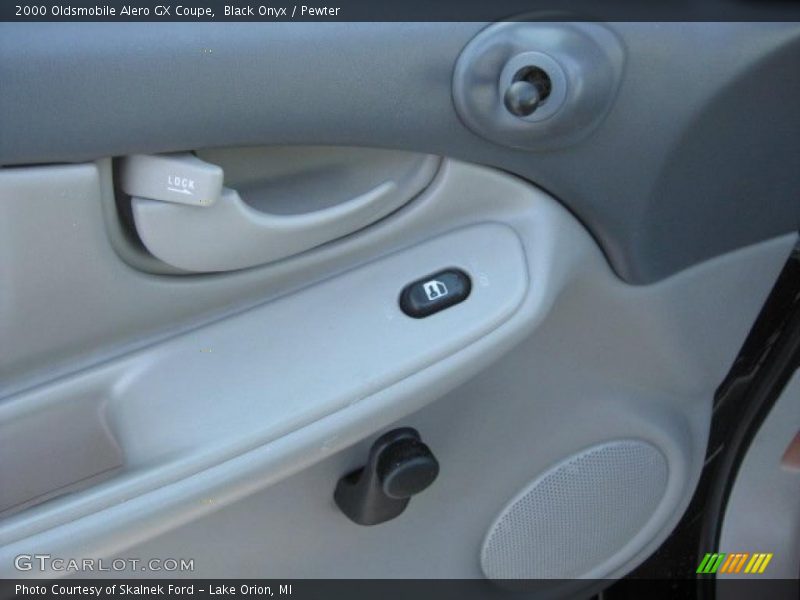 Black Onyx / Pewter 2000 Oldsmobile Alero GX Coupe