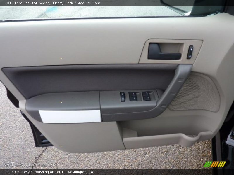Ebony Black / Medium Stone 2011 Ford Focus SE Sedan