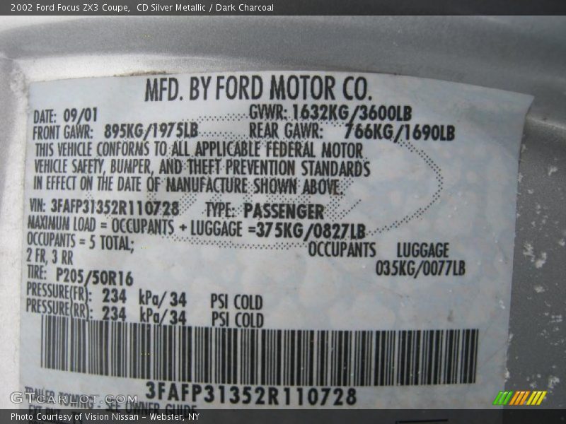CD Silver Metallic / Dark Charcoal 2002 Ford Focus ZX3 Coupe