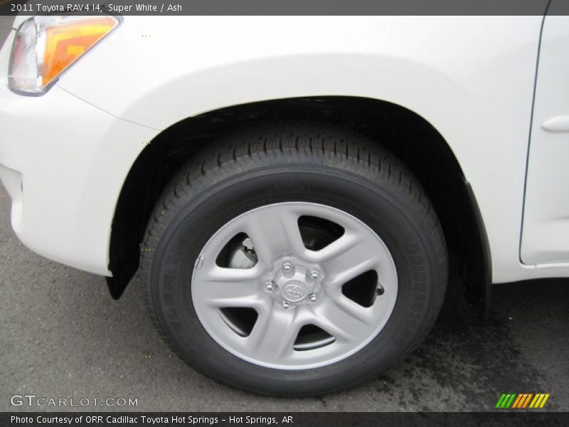 Super White / Ash 2011 Toyota RAV4 I4