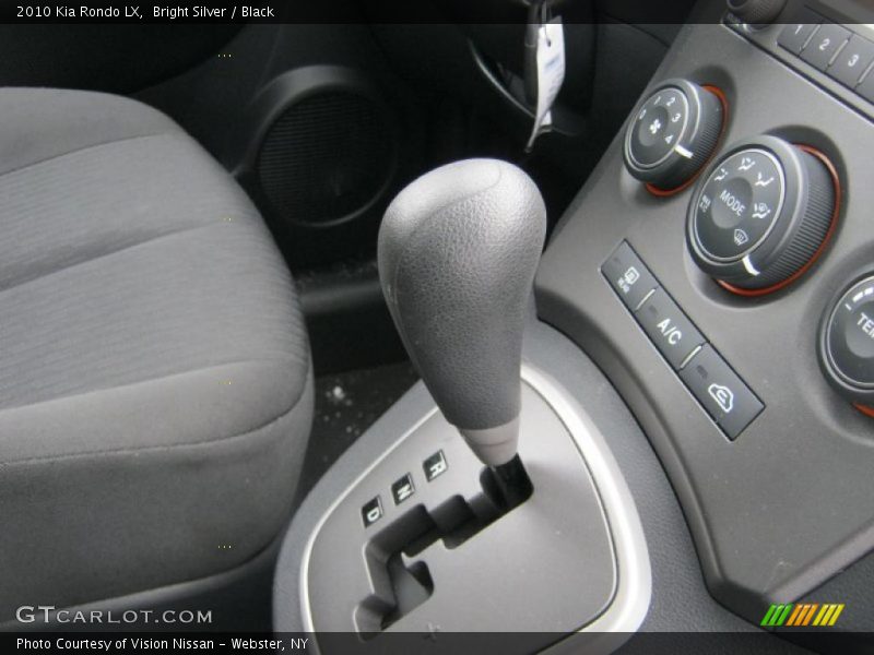 Bright Silver / Black 2010 Kia Rondo LX