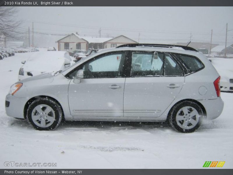 Bright Silver / Black 2010 Kia Rondo LX