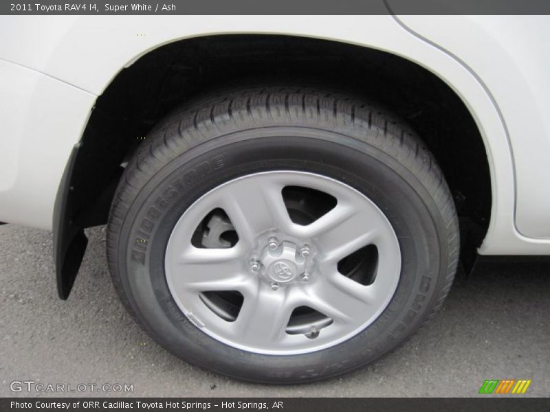 Super White / Ash 2011 Toyota RAV4 I4