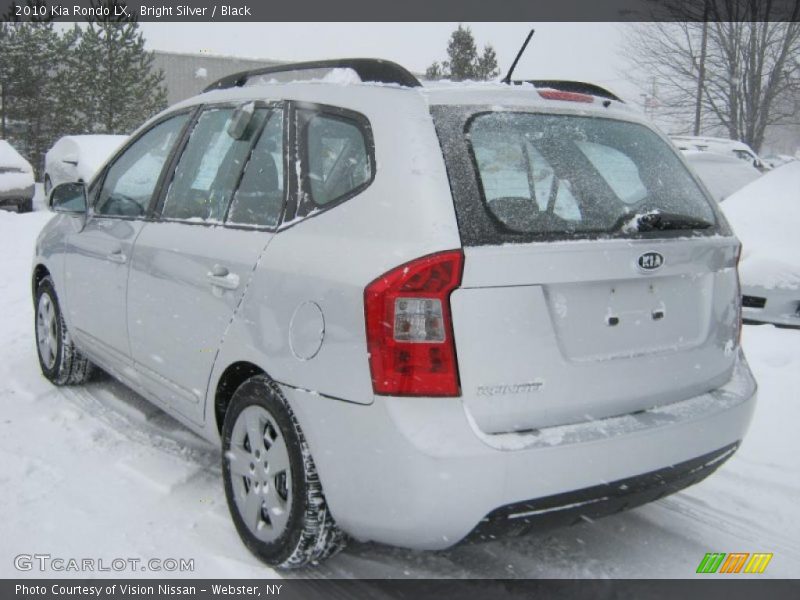 Bright Silver / Black 2010 Kia Rondo LX