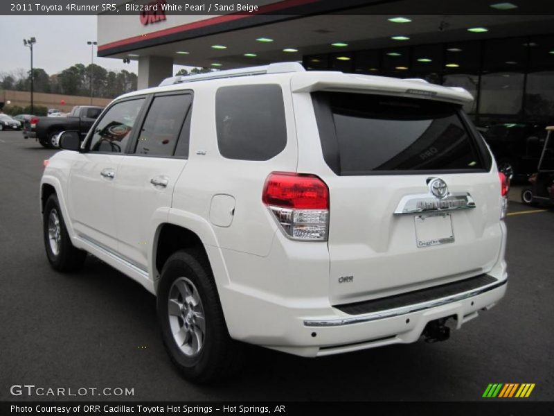Blizzard White Pearl / Sand Beige 2011 Toyota 4Runner SR5