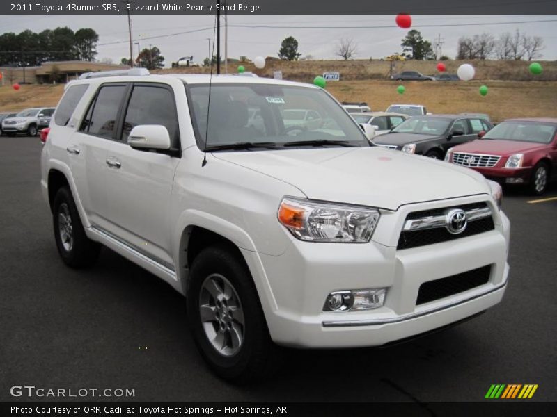 Blizzard White Pearl / Sand Beige 2011 Toyota 4Runner SR5
