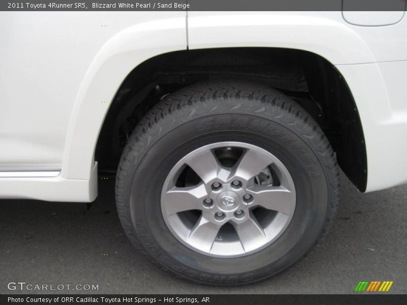 Blizzard White Pearl / Sand Beige 2011 Toyota 4Runner SR5