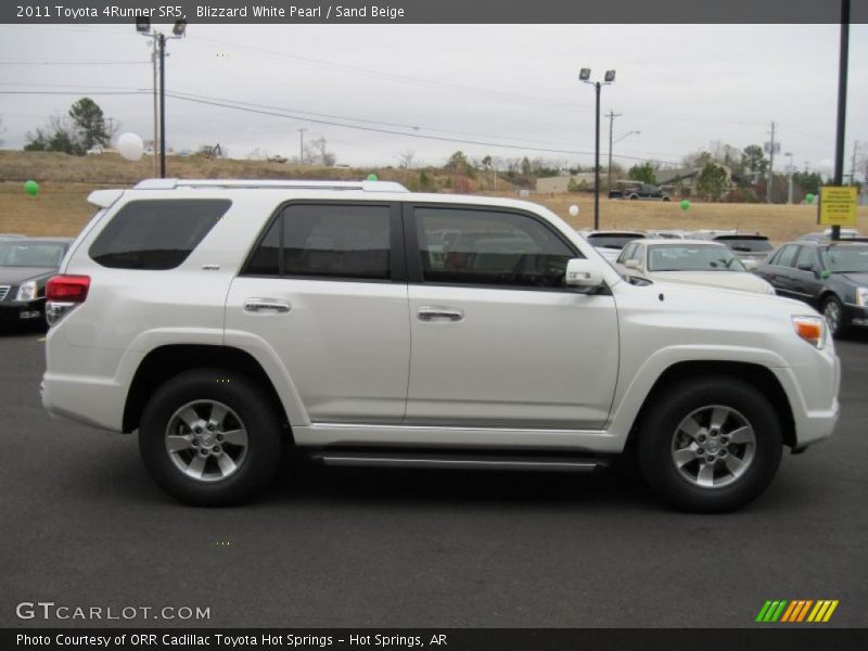 Blizzard White Pearl / Sand Beige 2011 Toyota 4Runner SR5