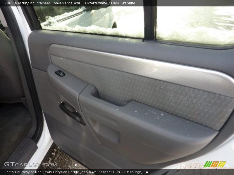 Oxford White / Dark Graphite 2003 Mercury Mountaineer Convenience AWD