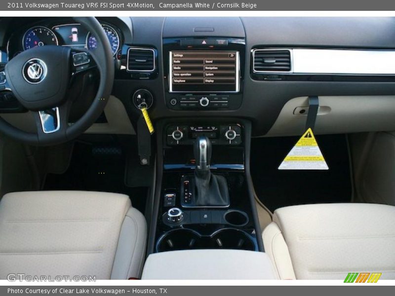 Campanella White / Cornsilk Beige 2011 Volkswagen Touareg VR6 FSI Sport 4XMotion