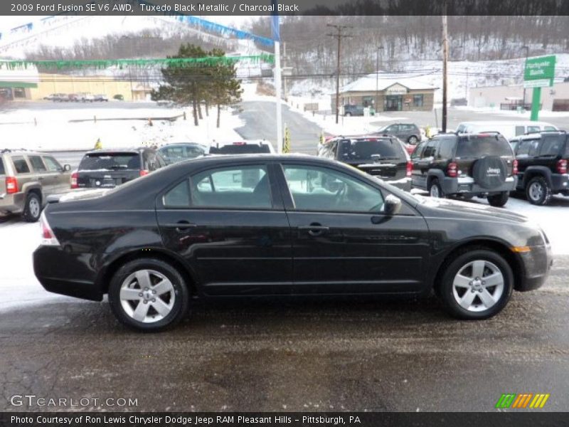 Tuxedo Black Metallic / Charcoal Black 2009 Ford Fusion SE V6 AWD