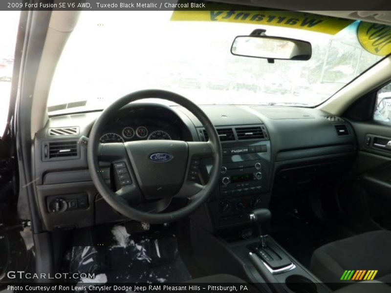 Tuxedo Black Metallic / Charcoal Black 2009 Ford Fusion SE V6 AWD