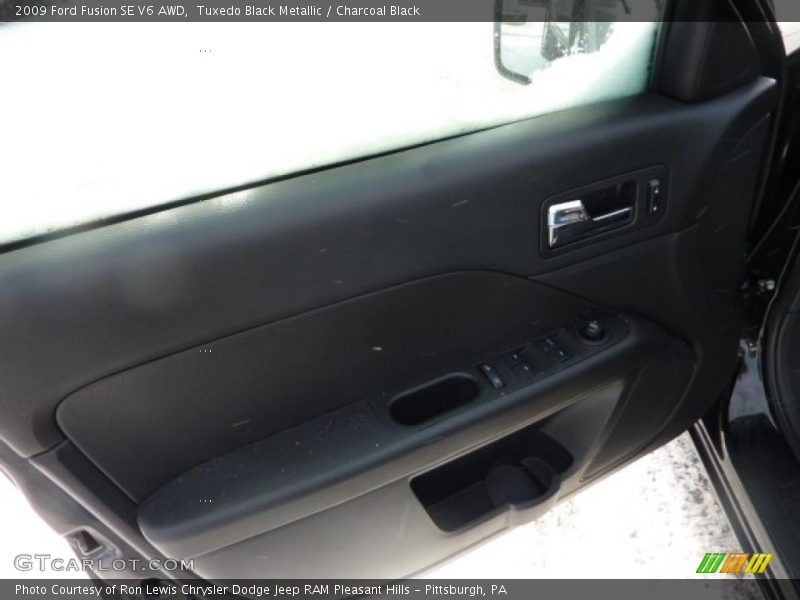 Tuxedo Black Metallic / Charcoal Black 2009 Ford Fusion SE V6 AWD