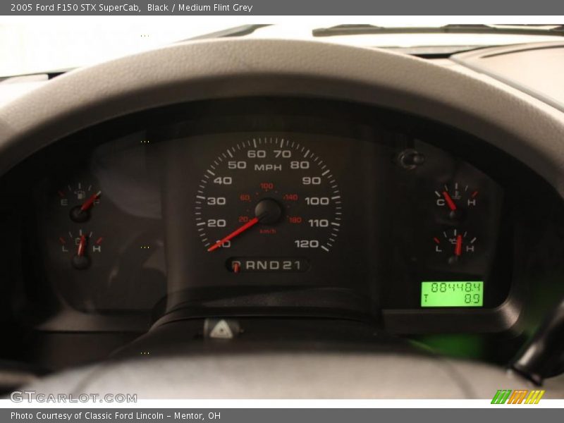 Black / Medium Flint Grey 2005 Ford F150 STX SuperCab