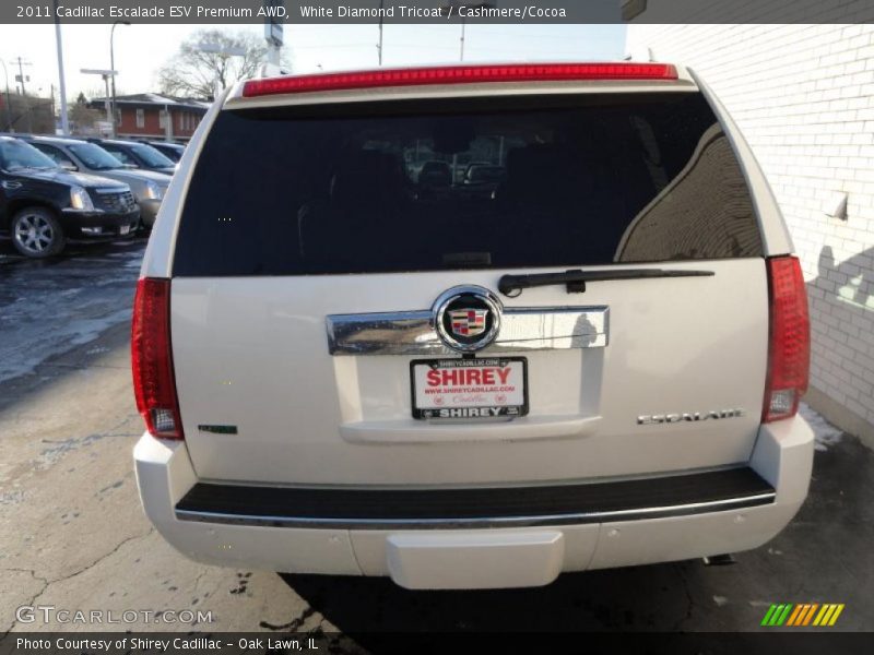 White Diamond Tricoat / Cashmere/Cocoa 2011 Cadillac Escalade ESV Premium AWD