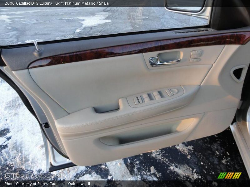 Light Platinum Metallic / Shale 2006 Cadillac DTS Luxury