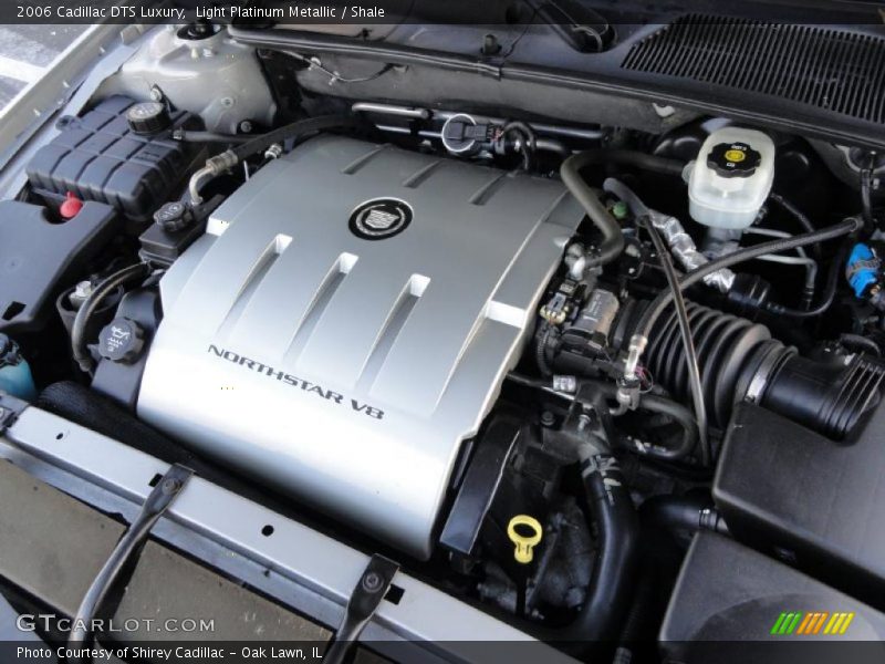 Light Platinum Metallic / Shale 2006 Cadillac DTS Luxury