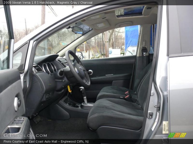 Magnetic Gray / Charcoal 2009 Nissan Versa 1.8 S Hatchback