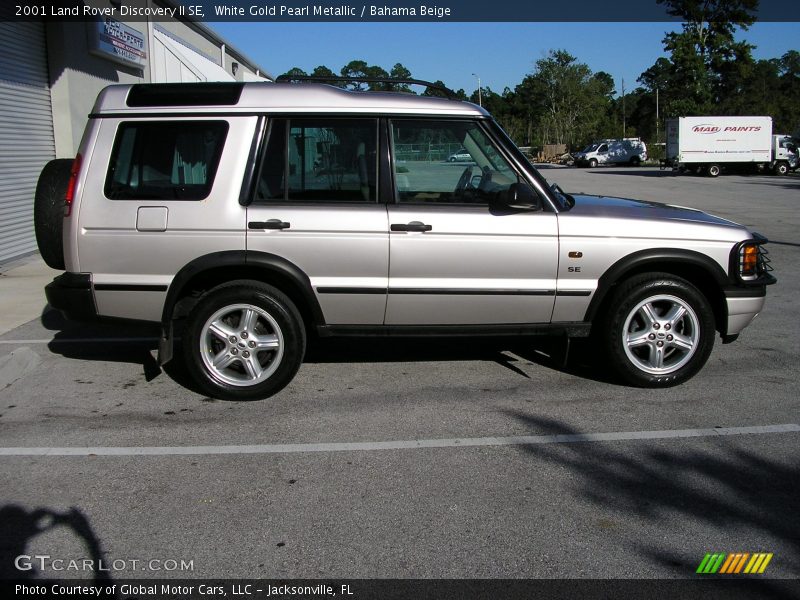 White Gold Pearl Metallic / Bahama Beige 2001 Land Rover Discovery II SE