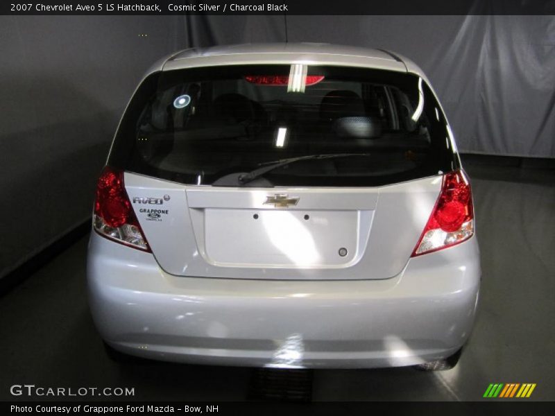 Cosmic Silver / Charcoal Black 2007 Chevrolet Aveo 5 LS Hatchback