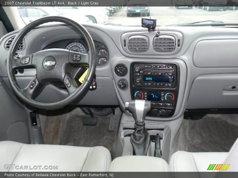 Black / Light Gray 2007 Chevrolet TrailBlazer LT 4x4