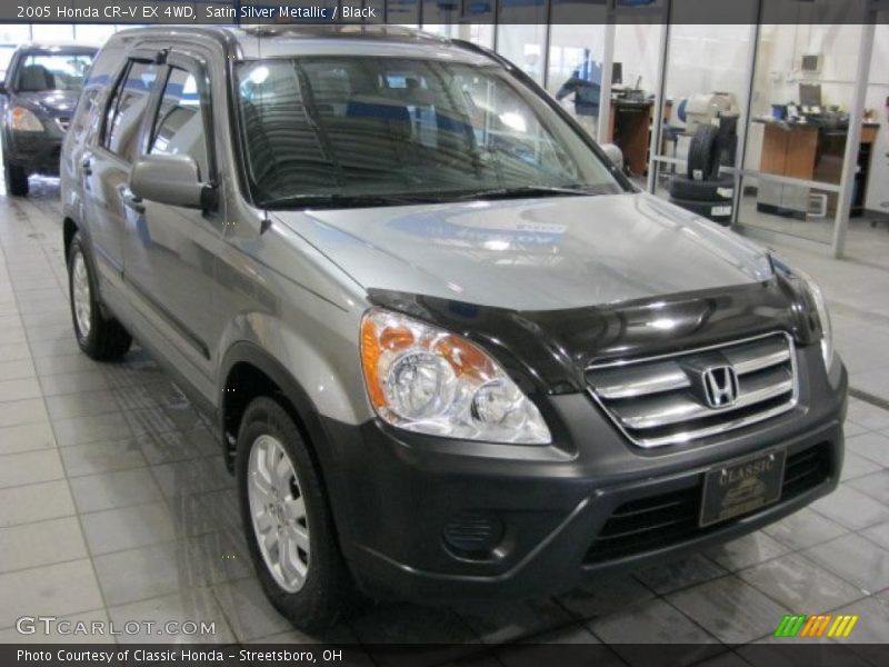 Satin Silver Metallic / Black 2005 Honda CR-V EX 4WD